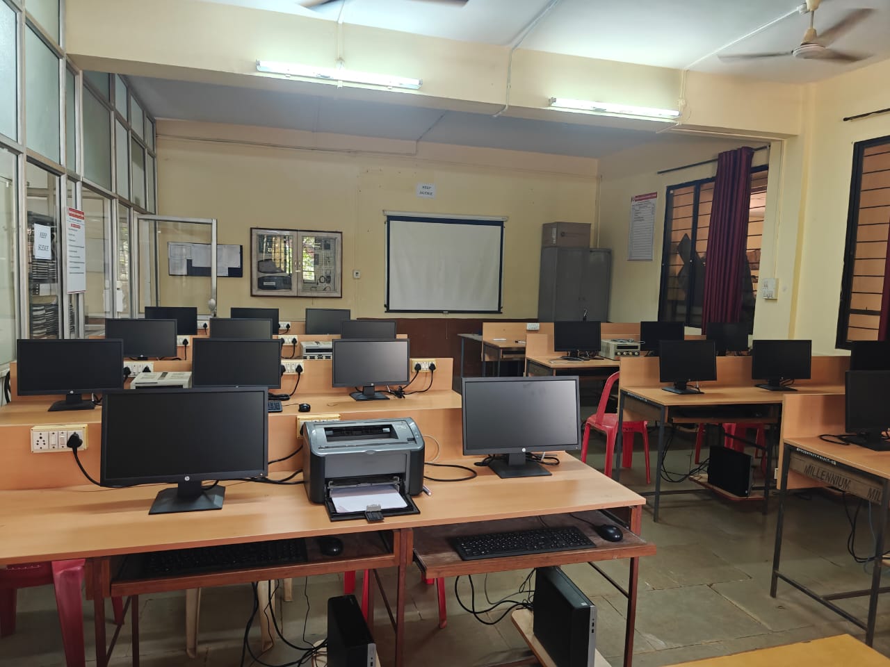 CAD & SIM Lab